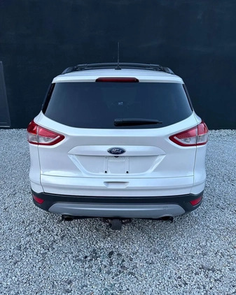 Ford Escape cena 38500 przebieg: 186000, rok produkcji 2015 z Zgorzelec małe 326